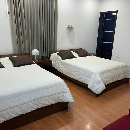 Alston Inn Hotel 키토 외부 사진