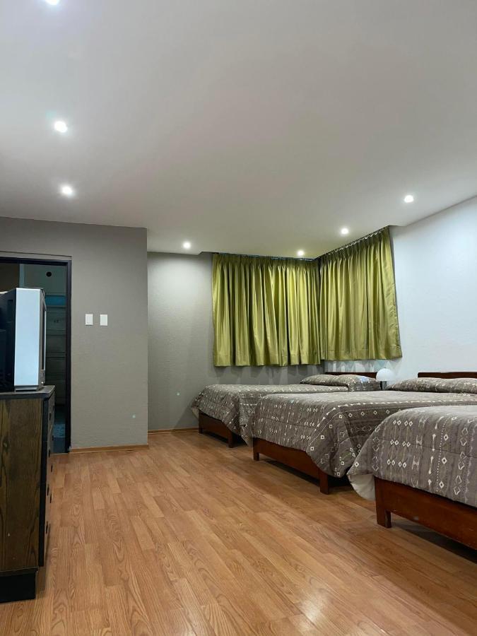 Alston Inn Hotel 키토 외부 사진