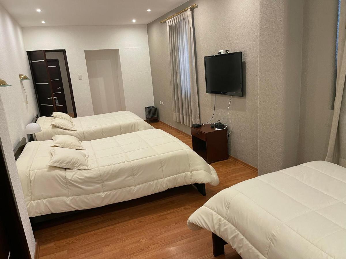 Alston Inn Hotel 키토 외부 사진