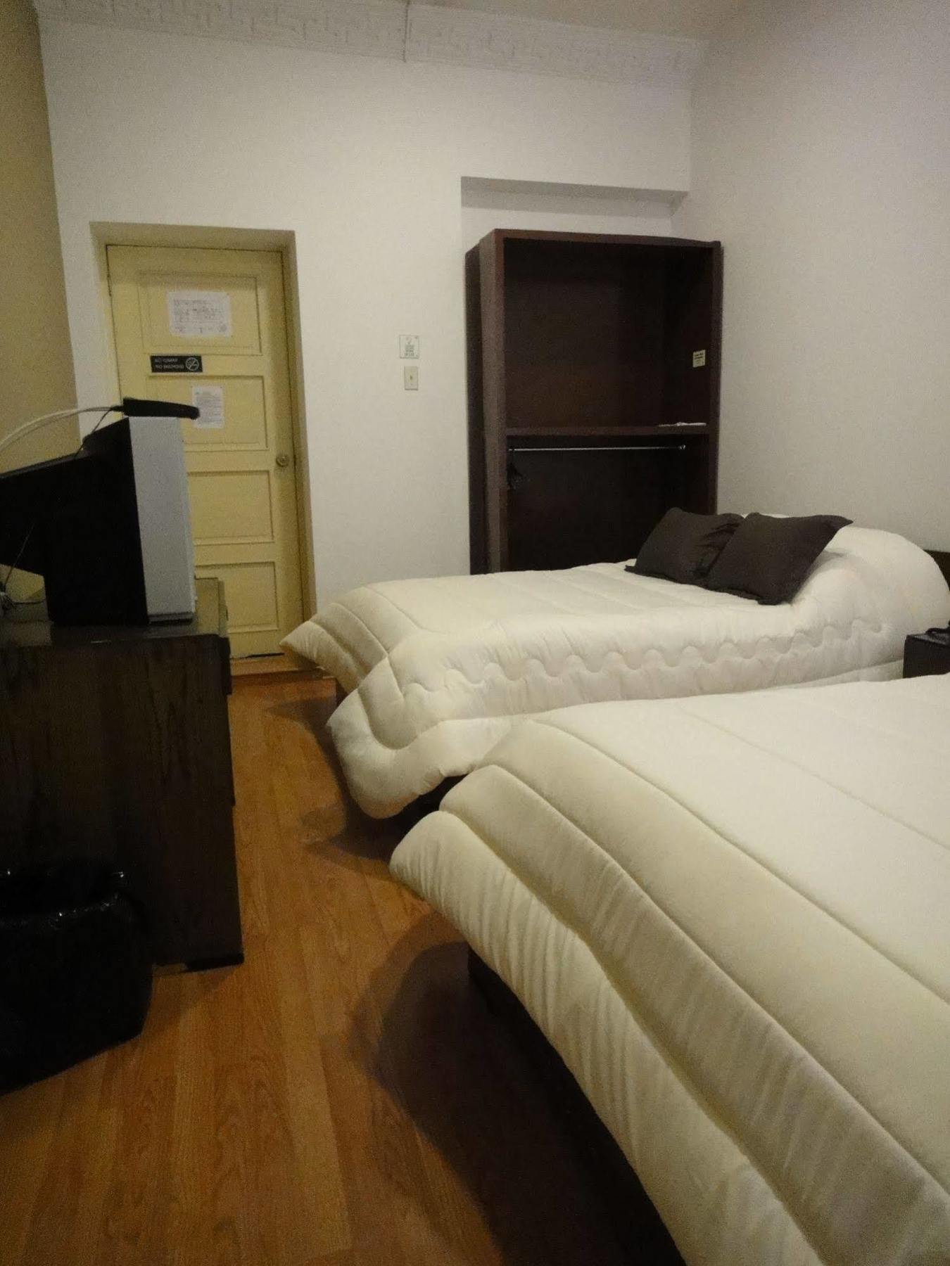 Alston Inn Hotel 키토 외부 사진