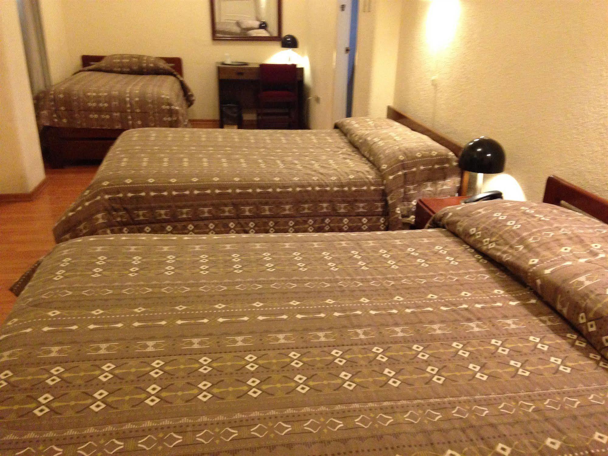 Alston Inn Hotel 키토 외부 사진